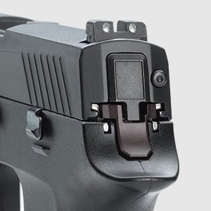 The SIGLITE night sights form a standard 3-dot aiming system.